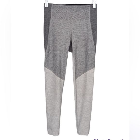 Outdoor Voices Leggings Gray Tri-Color Athletic Cropped Size Small. - Picture 1 of 9
